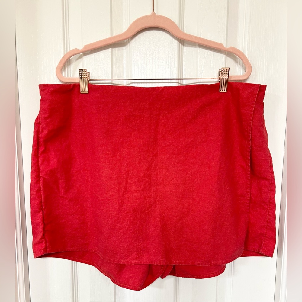 Old Navy Red Women's Skort